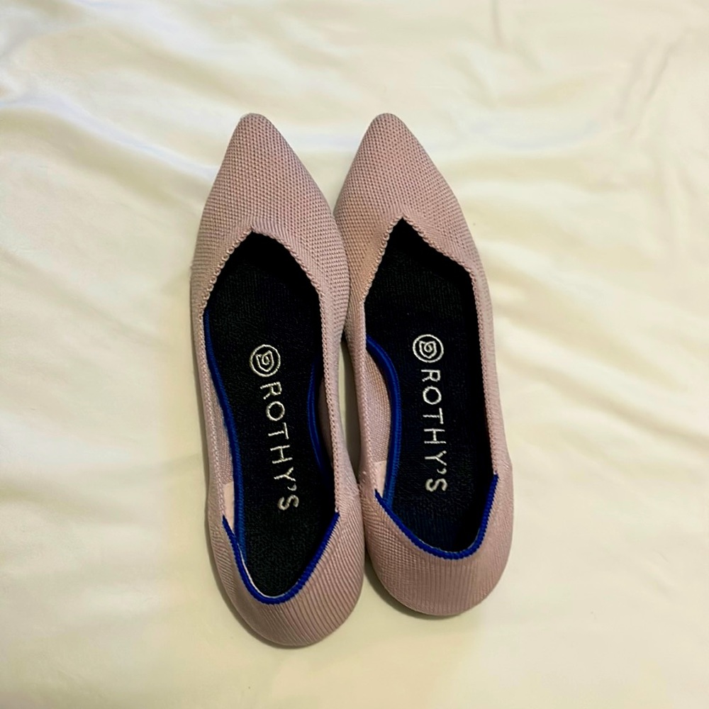 Pink size 6 Rothy’s point, hardly worn